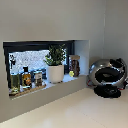Modern House In Leknes, Free Parking Holiday home